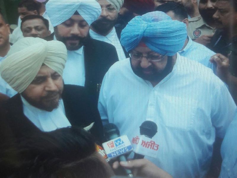 Captain Amarinder Singh in Mohali Court