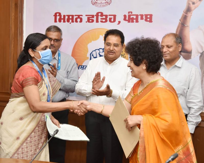 Medical Education & Research Department signs MoU with NIV