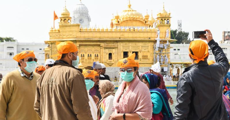 Wearing a mask is a must for sangats visiting Darbar Sahib