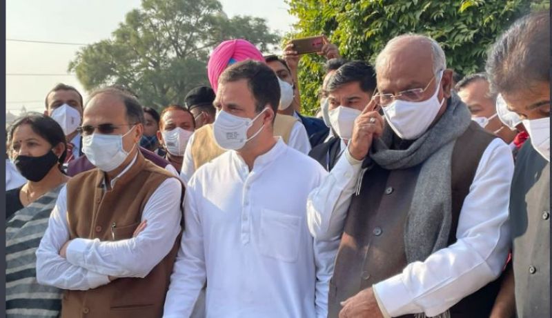 Rahul Gandhi targets government on Farm Laws Repeal Bill