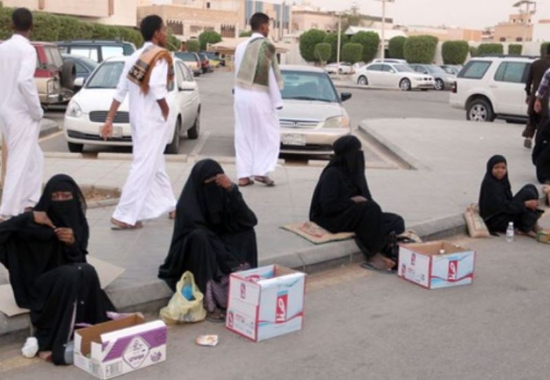 Indo-Pak people are going to Dubai 