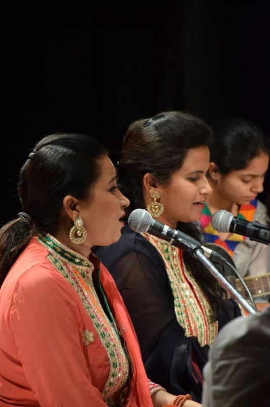 Book / Hire Laachi Bawa and Glory Bawa