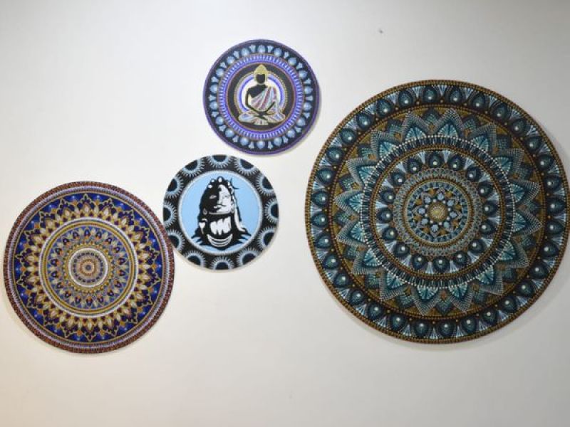 Bookle learned painting online and turning passion into a profession