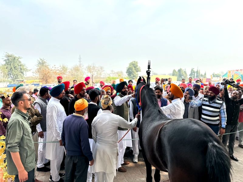 Laljit Singh Bhullar addressing livestock farmers