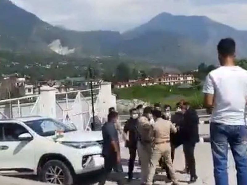 Himachal Pradesh: CM’s security officers, district cops clash in Kullu