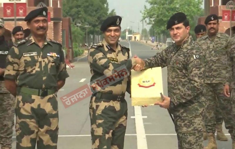BSF and Pakistan Rangers greet each other at Bakrid on Attari-Wagah border