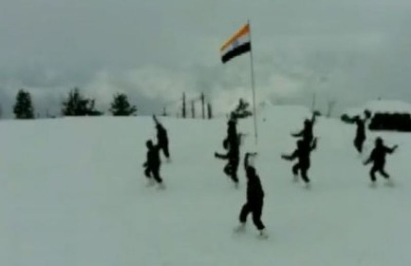 Video of jawans dancing 'Khukuri' during heavy snowfall goes viral