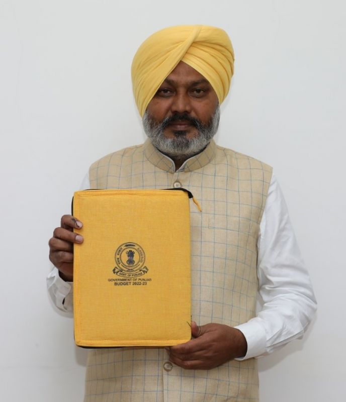 CM congratulates Cheema on presenting Janta budget