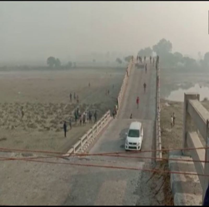 A bridge on the river Ramganga in UP suddenly collapsed