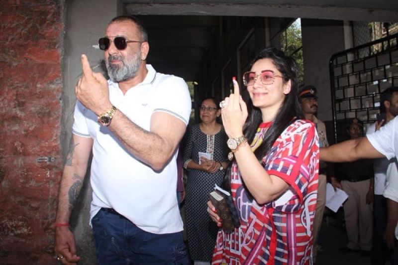Sanjay Dutt with his wife
