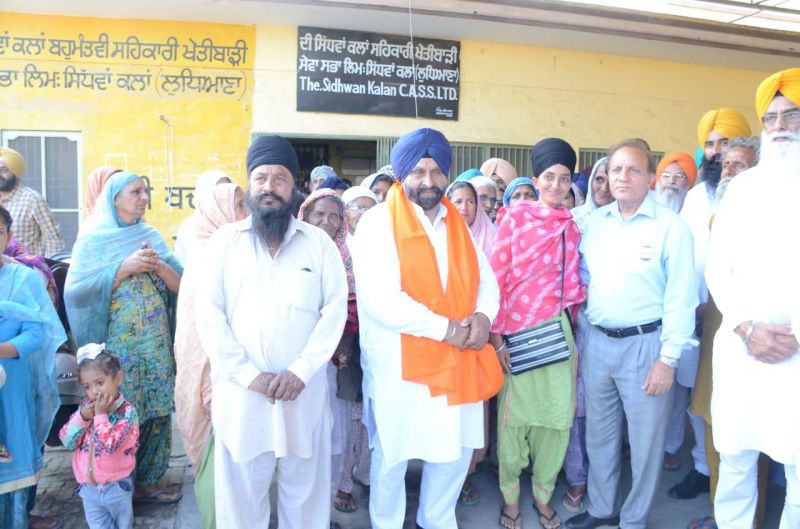 Maheshinder Grewal in Peoples