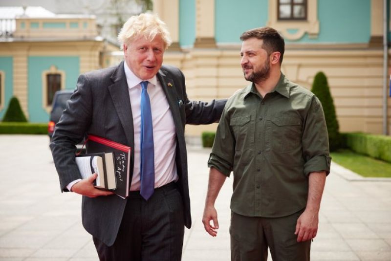 Ukrainian President Volodymyr Zelensky meets with British PM Boris Johnson
