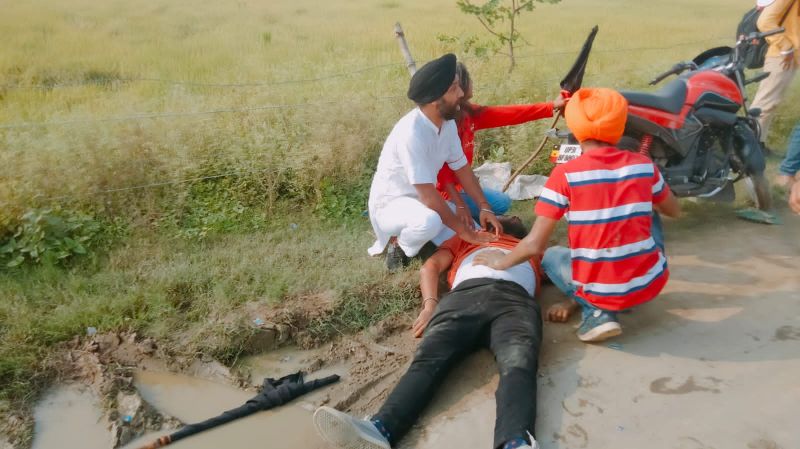 BJP leader attacks protesting farmers in Uttar Pradesh