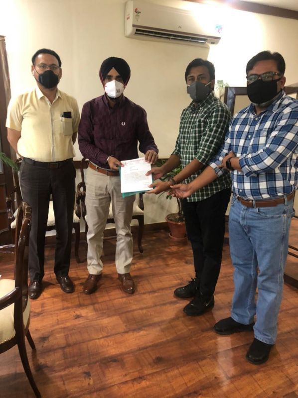  DIRECTOR SPORTS ASSURES