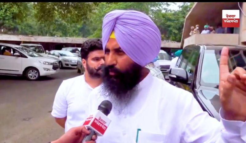 Simarjeet Bains attacks Akali Dal