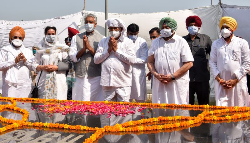  Punjab CM announces Rs 50 lakhs for upkeep & maintenance of Bhagat Singh memorial