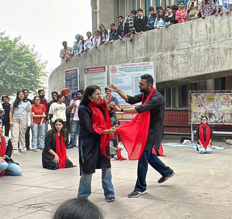UILS students staged a street play