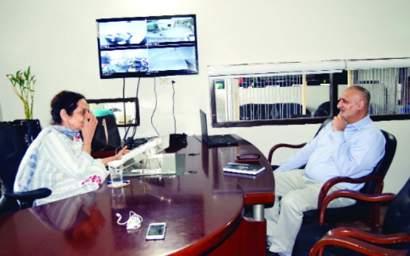 Jagjeet Kaur With Harpreet Sandhu