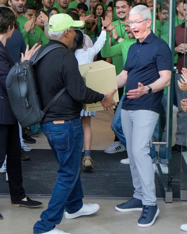 CEO Tim Cook opens doors of first Apple Store in India