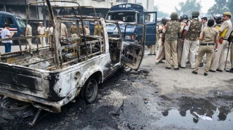 Tis Hazari Court violence: Delhi HC issues notices to Centre, Bar council, Delhi govt