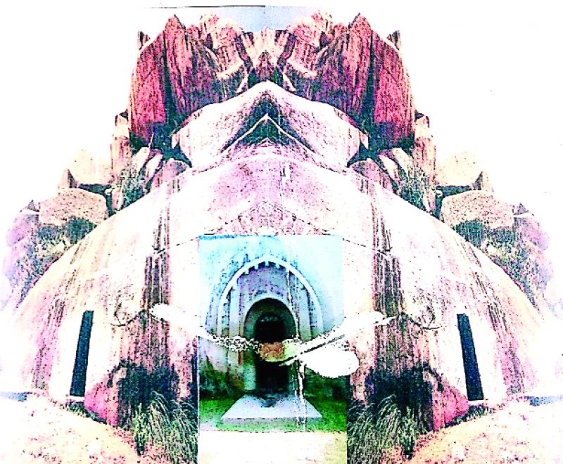 Buddhist monks hammer designed the stones from centuries