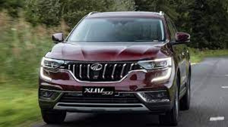 SUV XUV700  