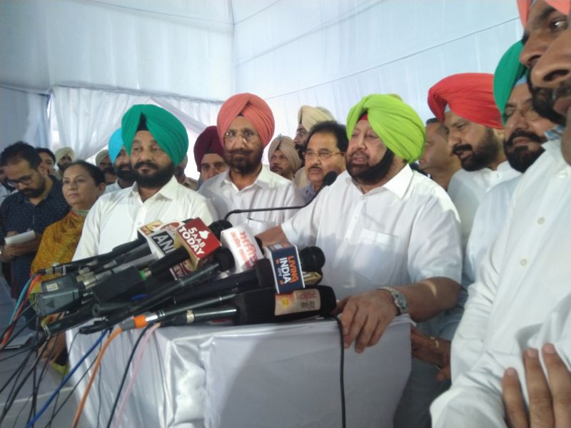 Captain Amarinder Singh review construction work of Kartarpur Corridor