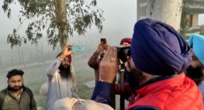 Navjot Sidhu arrives at Dera Baba Nanak