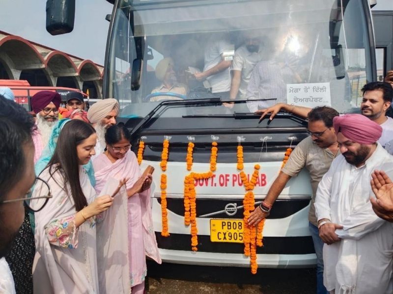 Volvo bus service starts from Moga to Delhi Airport Amandeep Arora gave the green signal