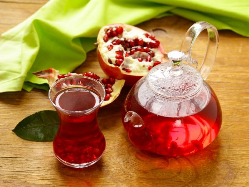 Tea of ​​pomegranate peels