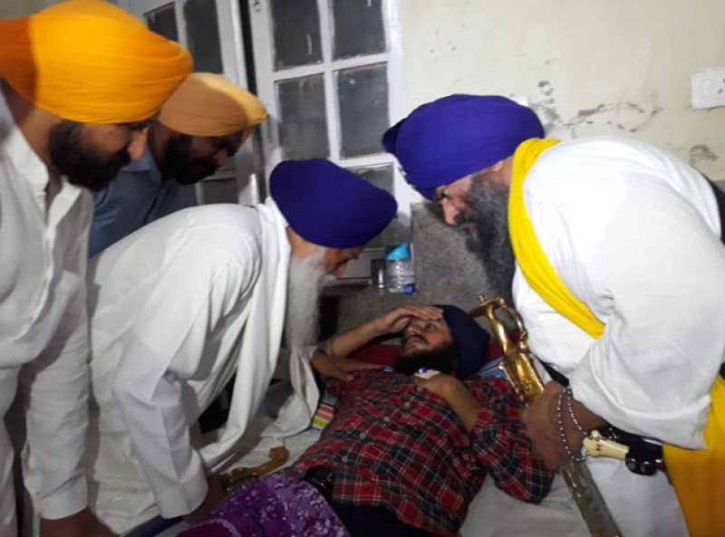 Jathedar Giani Gurbachan Singh met with victim Sikh Youth 
