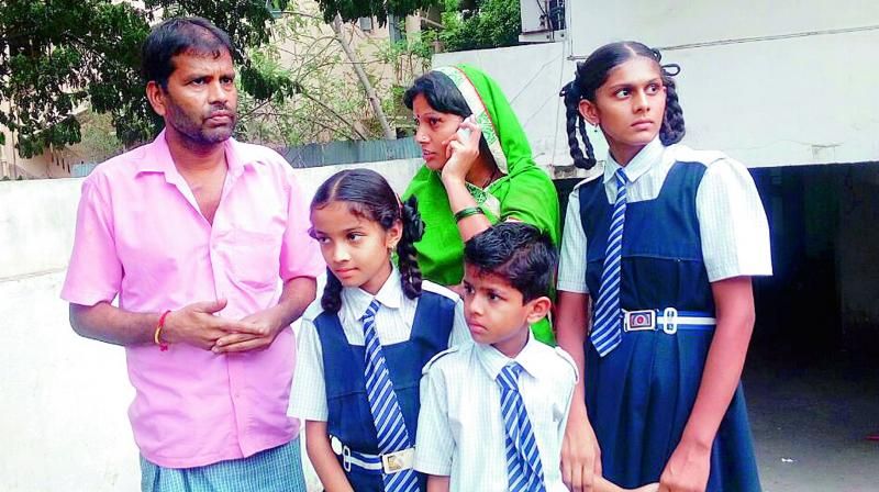 papa lal ravikant with family