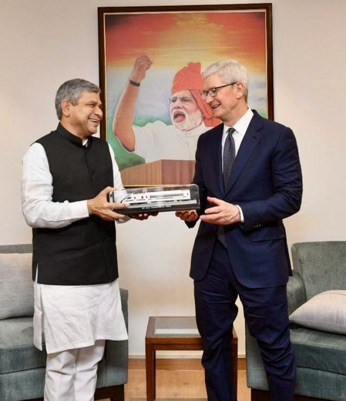 Apple CEO Tim Cook Met Union Minister Ashwini Vaishnaw
