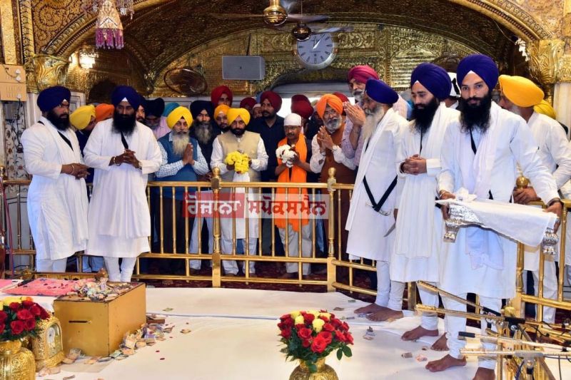 Bhagwant Mann and Arvind Kejriwal 