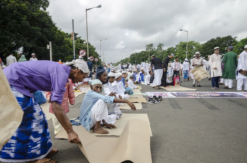 Namaz and Aarti at public places to be banned across Uttar Pradesh 