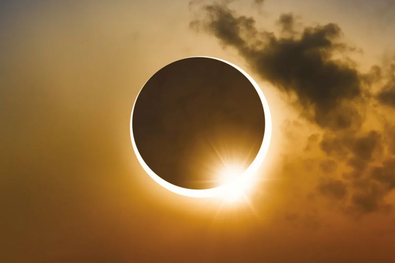 Solar Eclipse 