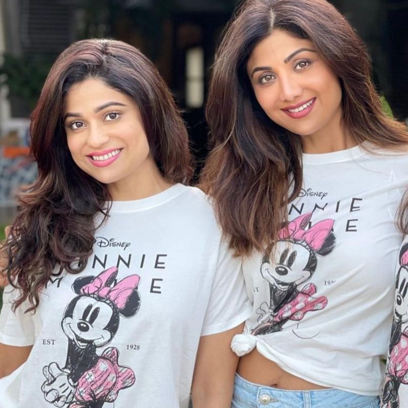 Shamita  Shetty with Sister Shilpa Shetty