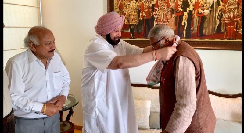 Vijay Sathi Joins Congress