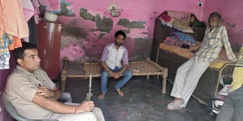 Cops hurled cast abuse, didn't allow cremation of Wife  