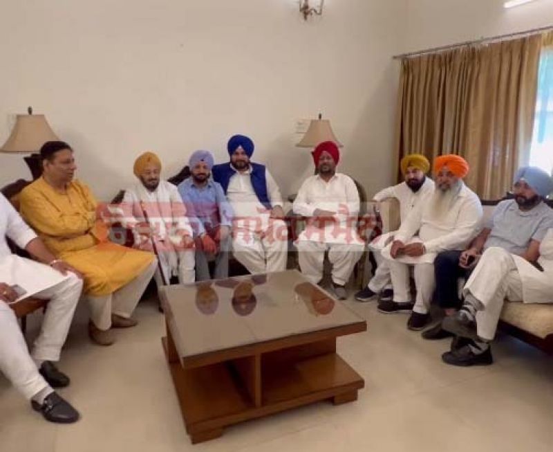 Navjot Singh Sidhu Meets Lal Singh