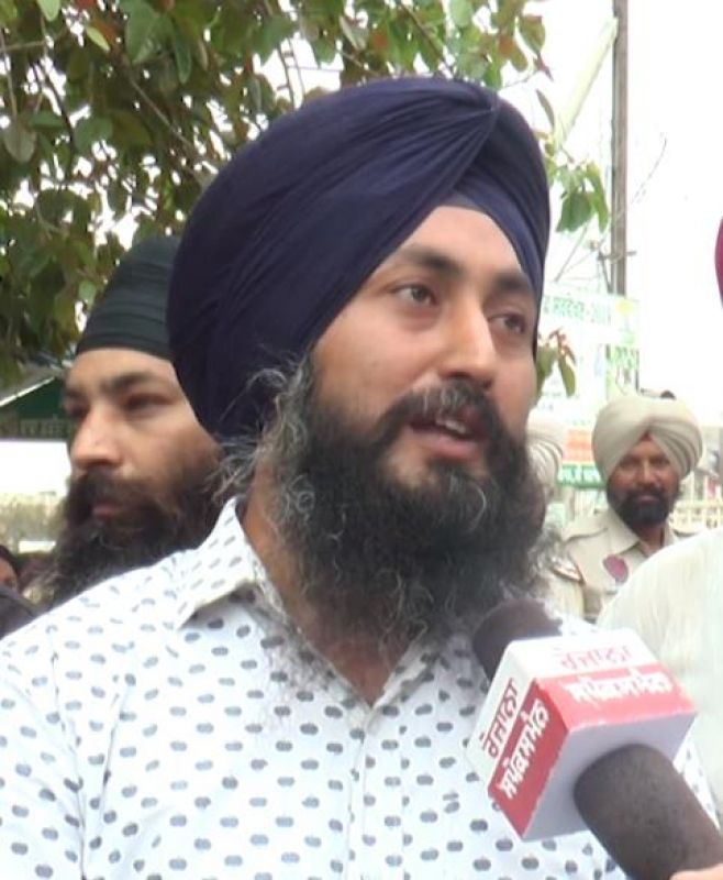 Local resident Gaganpreet Singh