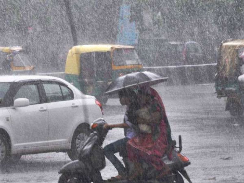 RainThundershowers are very likely occur today