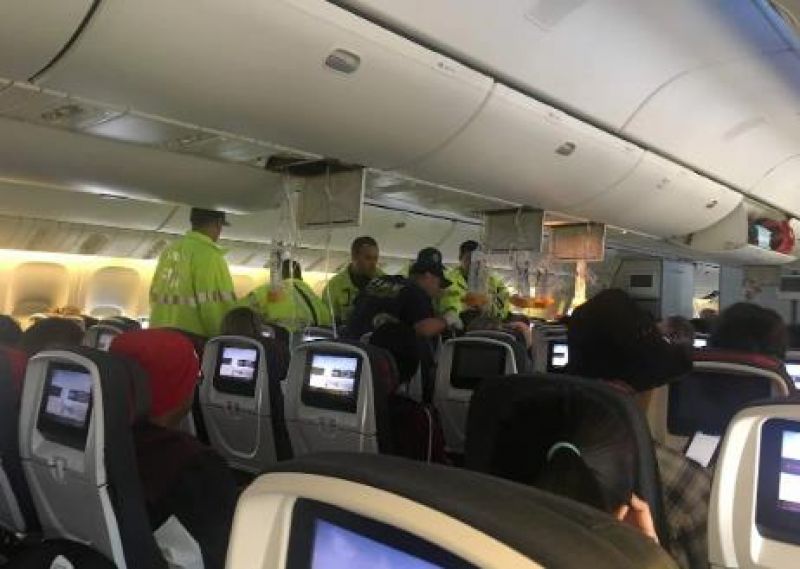 35 Injured on Air Canada Flight to Australia