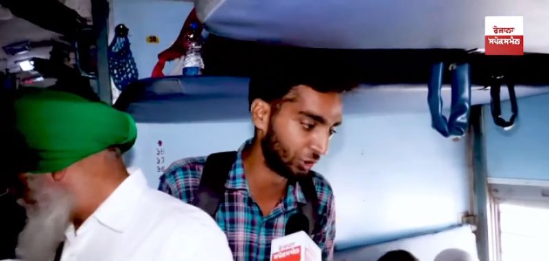 Farmers stop train in Sirhind