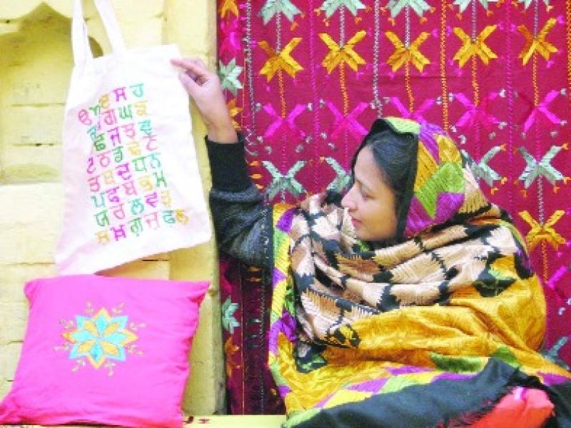 Manpreet Kaur's handmade phulkaris of Majhe are the first choice of foreign Punjabis