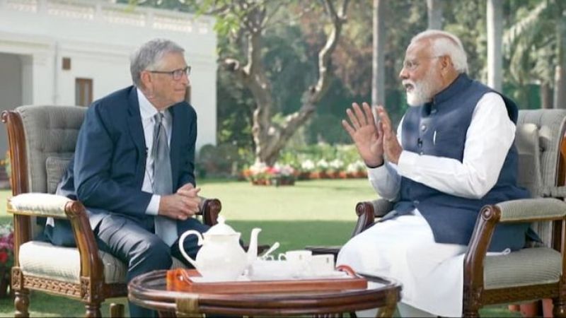 PM Narendra Modi with Bill Gates