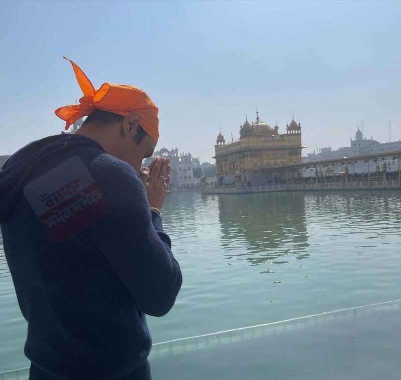 Famous Bollywood actor Arjun Rampal paid obeisance at Sri Darbar Sahib