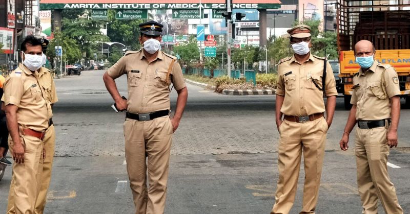 350 police officers in quarantine to make up August 15 guard of honour