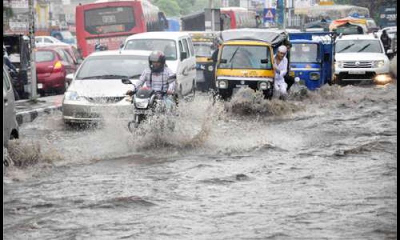 Heavy Rain in Delhi