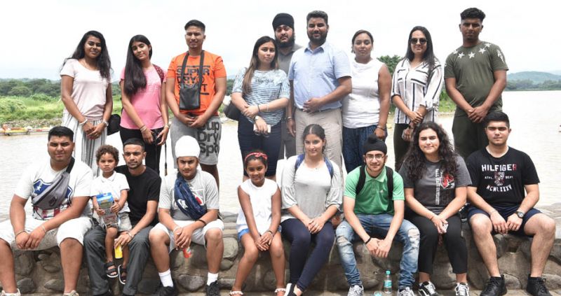 14 youths from  england came india